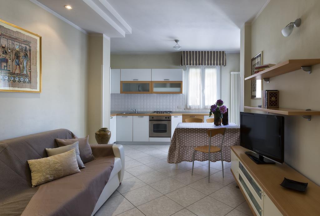 ריצ'יונה Residence Hamilton חדר תמונה
