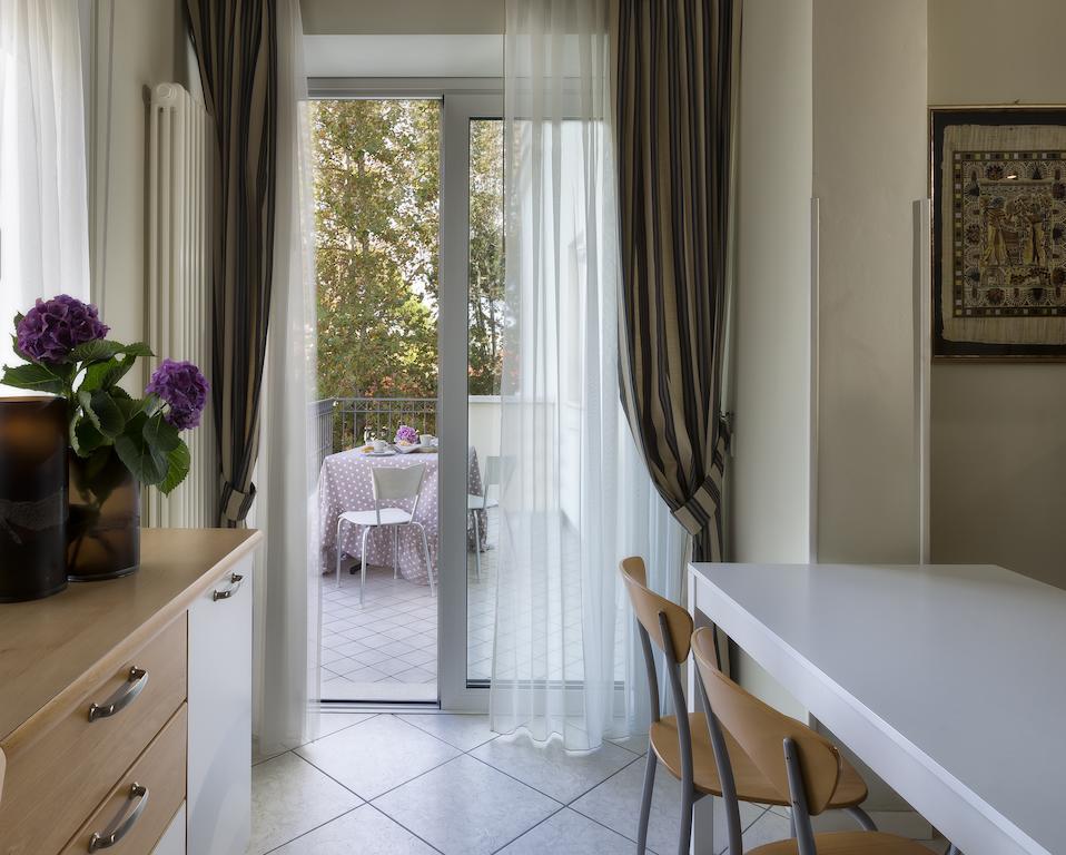ריצ'יונה Residence Hamilton חדר תמונה